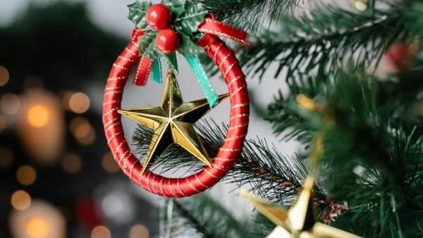 Star ornament on a Christmas tree